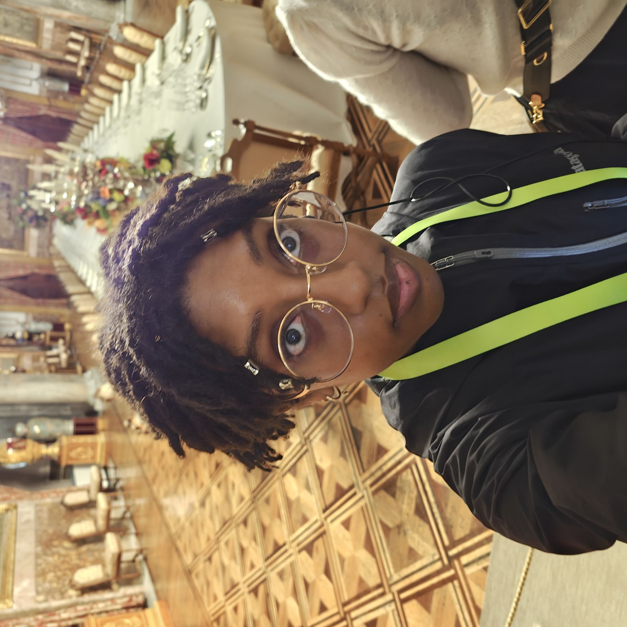 Plaza De La ArmerĂa Madrid Spain 14