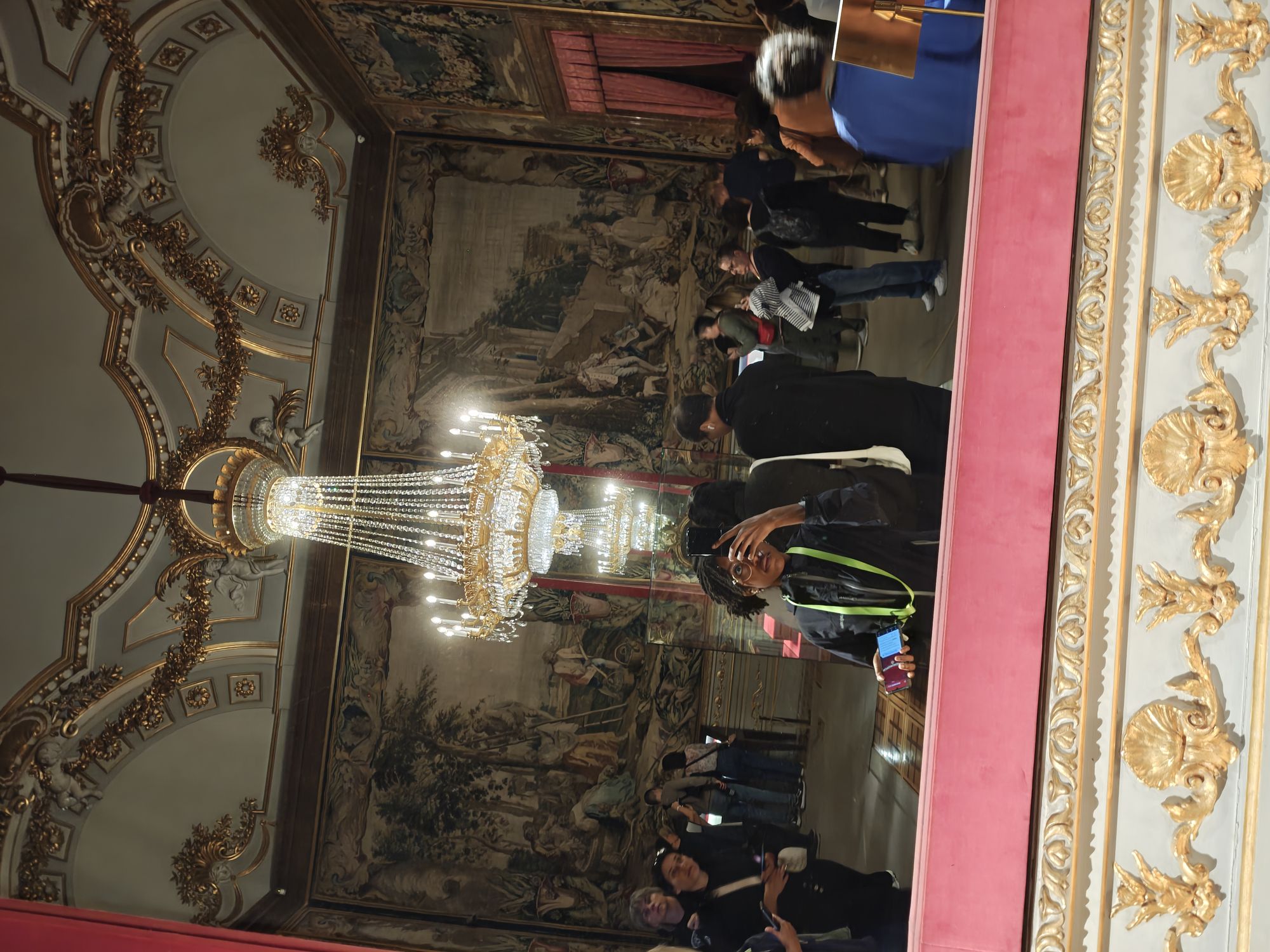 Plaza De La ArmerĂa Madrid Spain 36