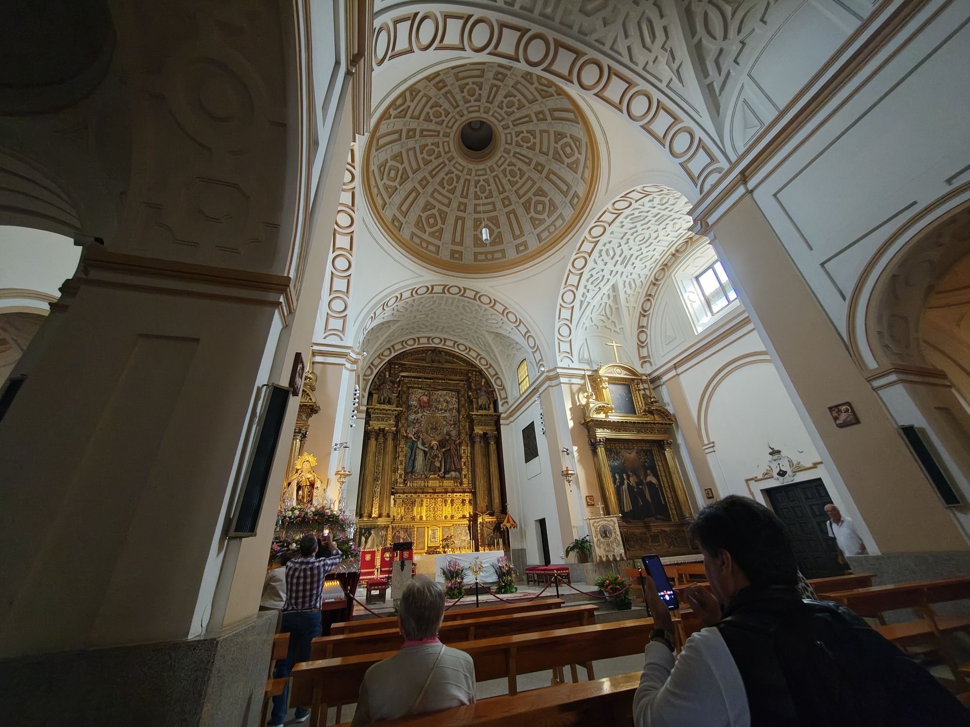 BasĂlica Y Casa Natal De Santa Teresa De JesĂșs Ăvila Spain 12