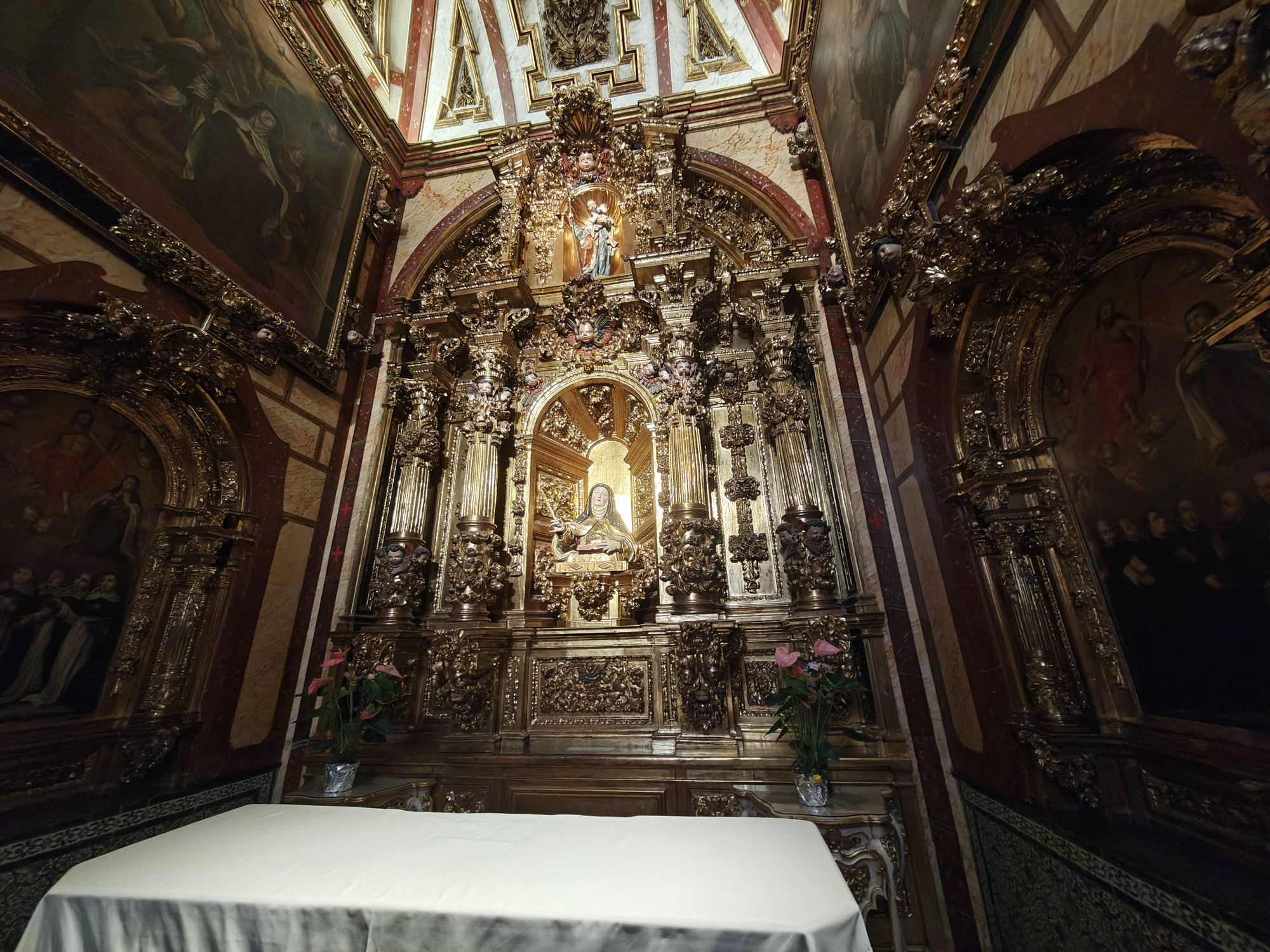 BasĂlica Y Casa Natal De Santa Teresa De JesĂșs Ăvila Spain 8