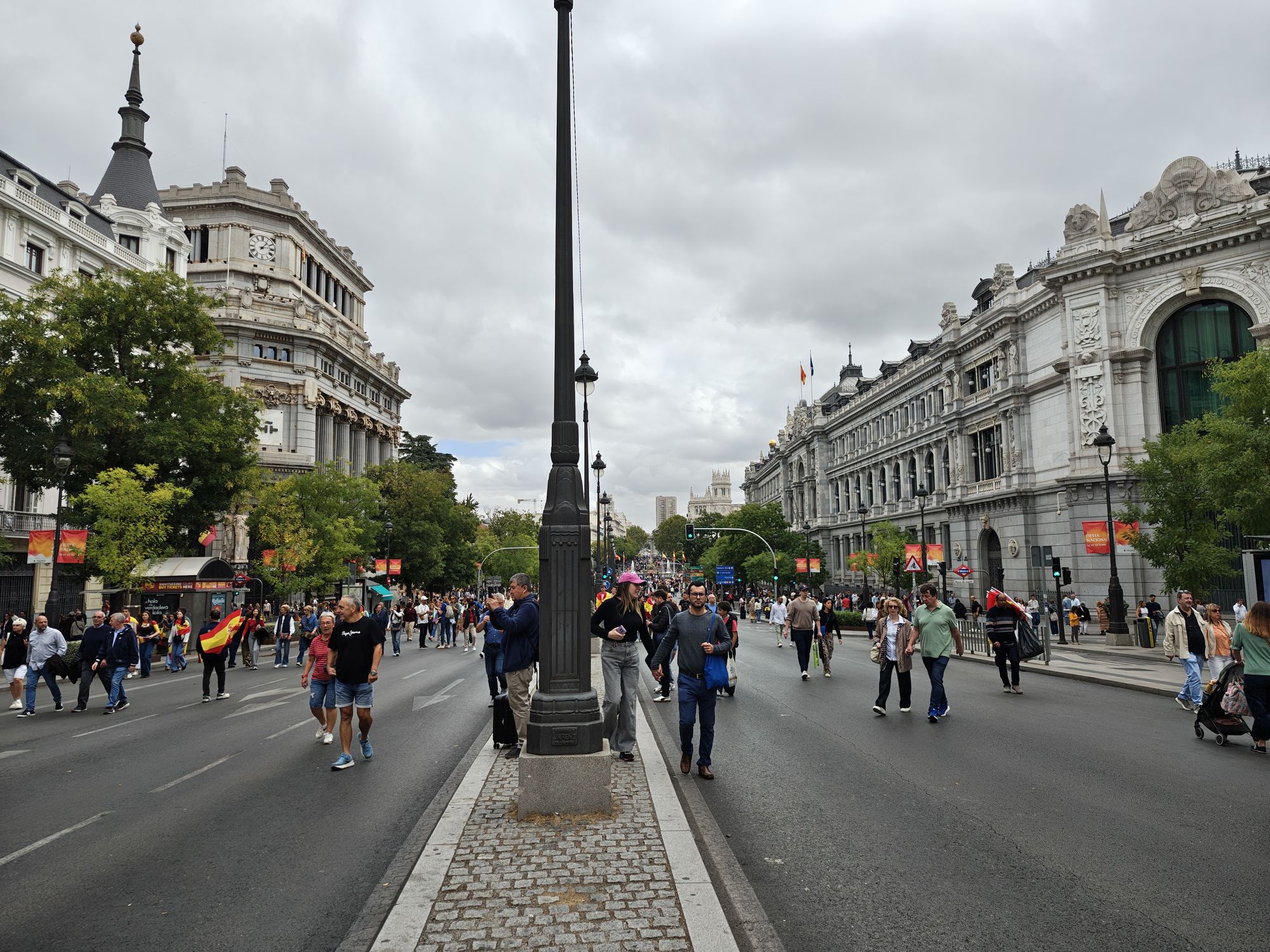 Calle De AlcalĂĄ Madrid Spain 4