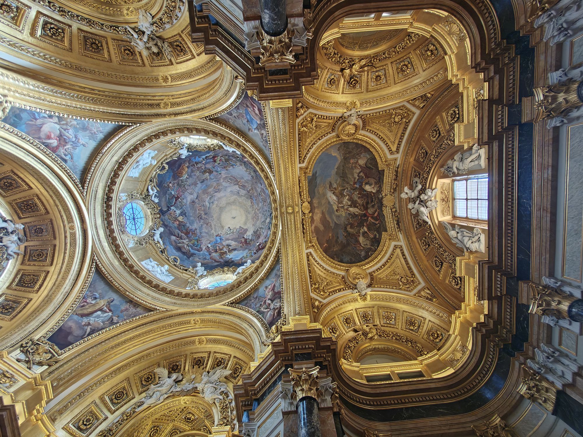 Plaza De La ArmerĂa Madrid Spain 130