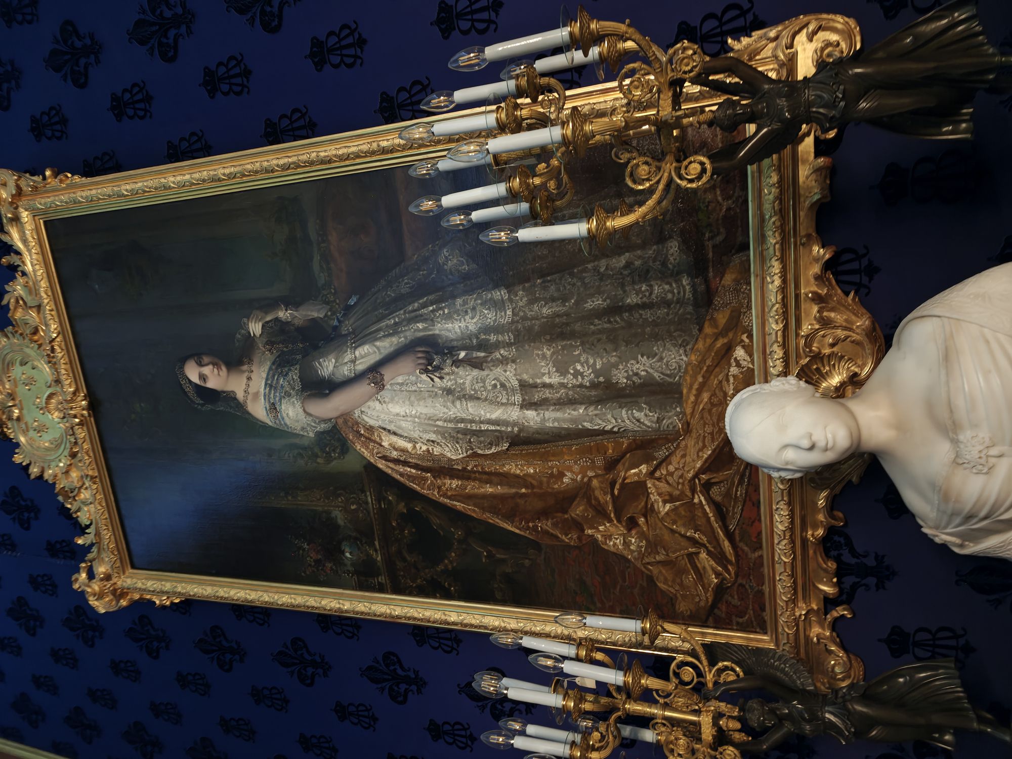 Plaza De La ArmerĂa Madrid Spain 74