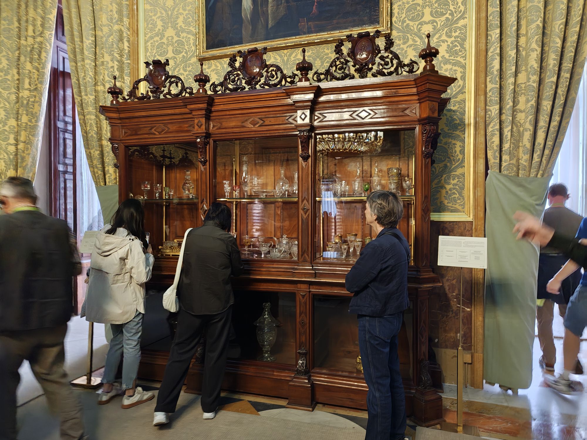 Plaza De La ArmerĂa Madrid Spain 80