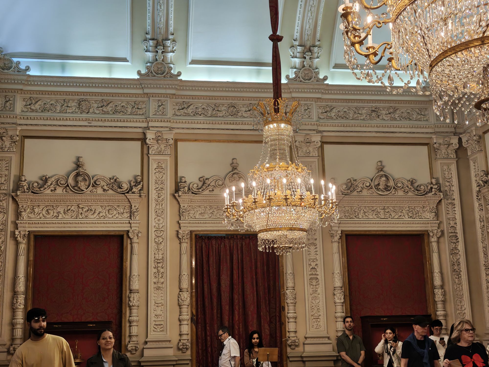 Plaza De La ArmerĂa Madrid Spain 94