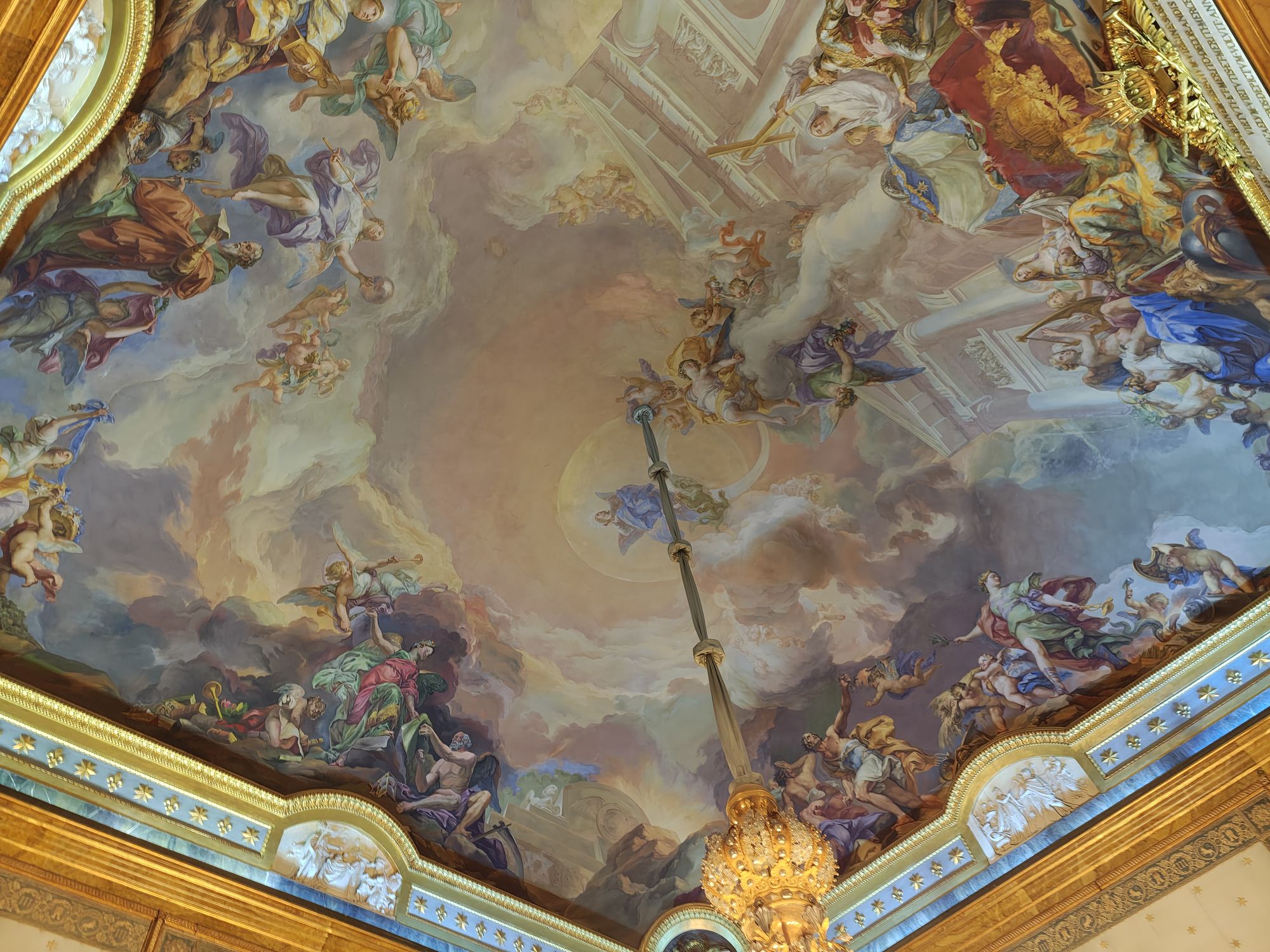 Plaza De La ArmerĂa Madrid Spain 96