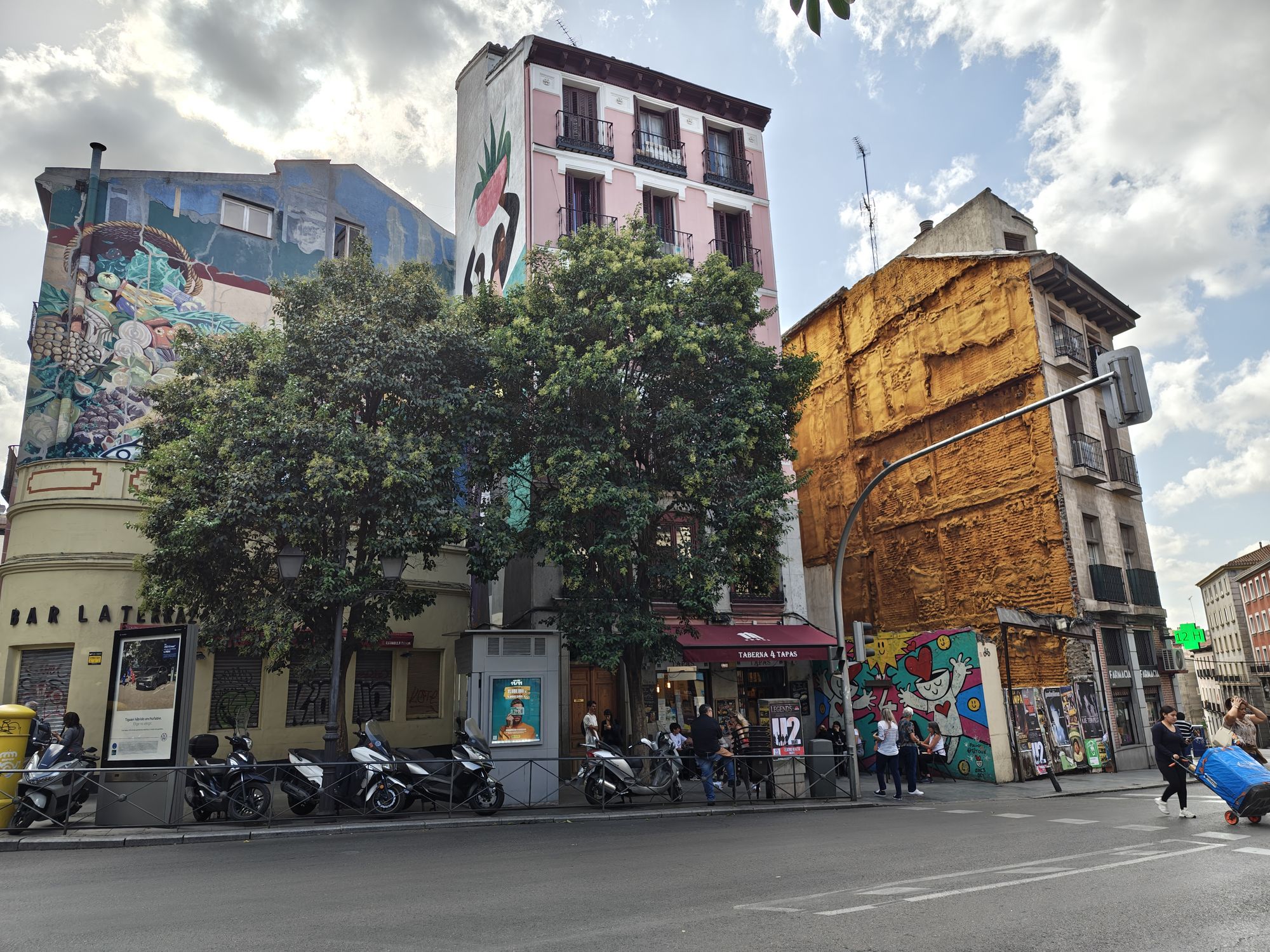 Plaza De Puerta Cerrada Madrid Spain 1